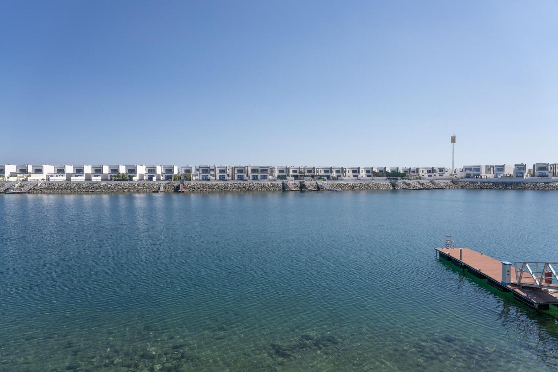 Nasma Luxury - Luxurious With Private Pool & Close To * Fujairah