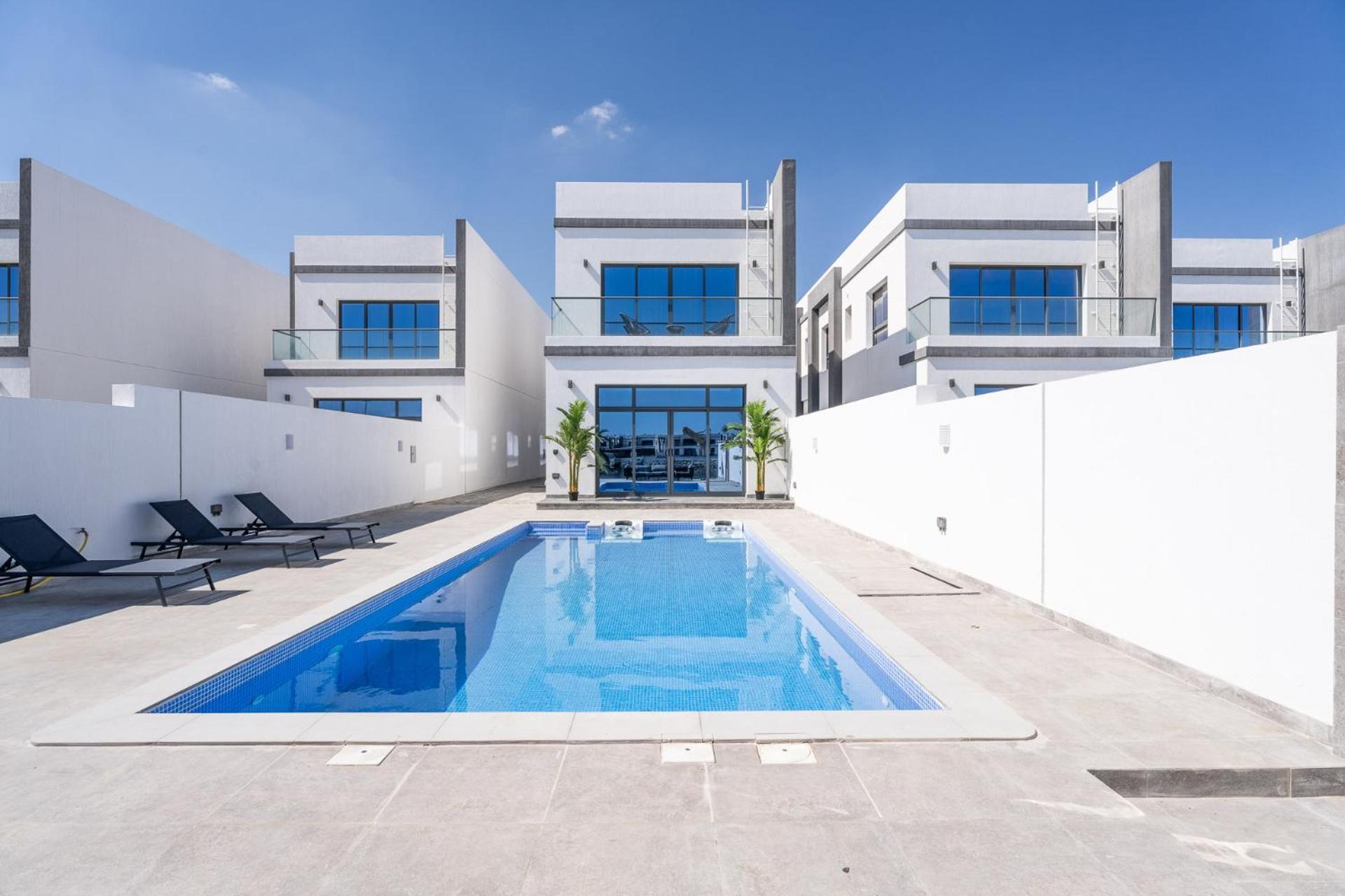 Nasma Luxury - Luxurious With Private Pool & Close To Villa *